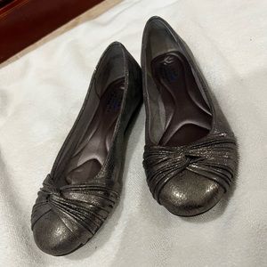 Life Stride Gray Glitter Memory Foam Ballet Flats